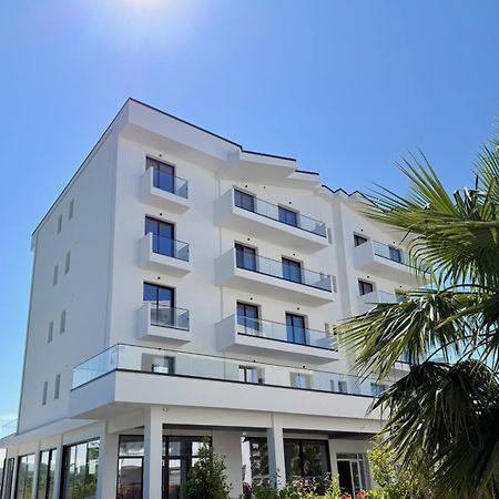 Hotel Imperial Spille Kültér fotó